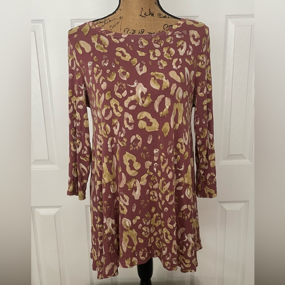 Lori Goldstein LOGO Leopard Print Tunic Top M